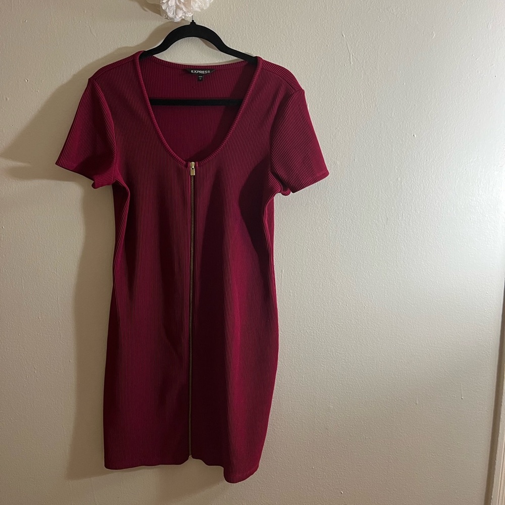 Burgundy Express Midi Dress with Front Zipper